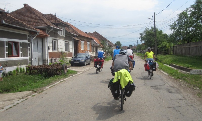 Rumunia rowerem konwój